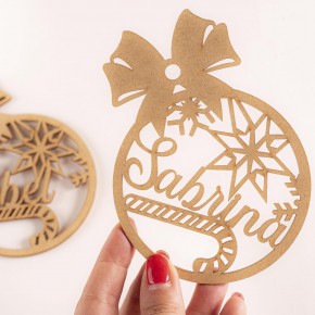 Bolas de Navidad de Madera Artesanal Hecha en España – Adorno Navideño Exclusivo para Decoración de Árboles - Decoración